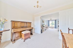 Dining Room - click for photo gallery